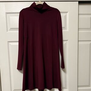 Elegant Burgundy Turtleneck Dress